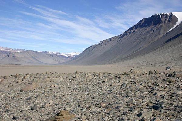 Glaciers are buried under the dry, rocky terrain of Antarctica’s McMurdo Dry Valleys. Photo by David Saul